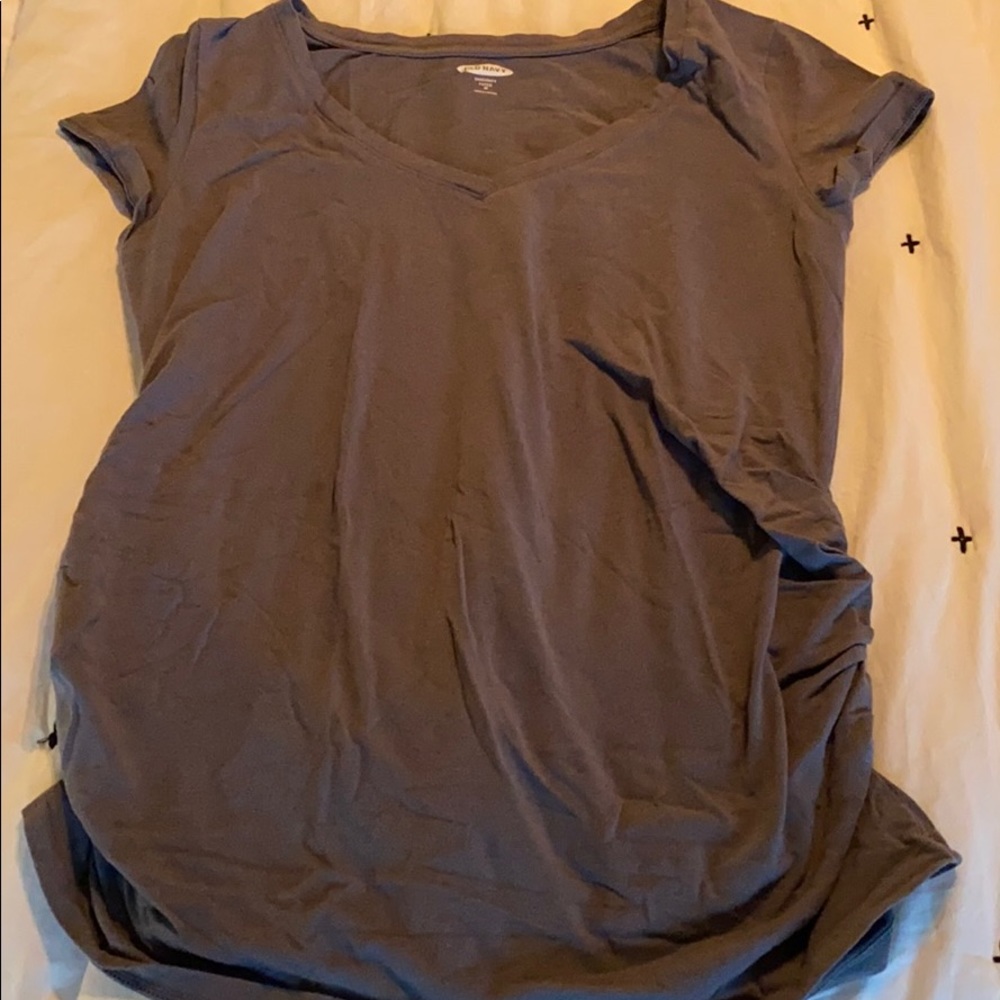 Maternity V-neck short sleeve t-shirt